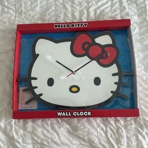 HELLO KITTY WALL CLOCK